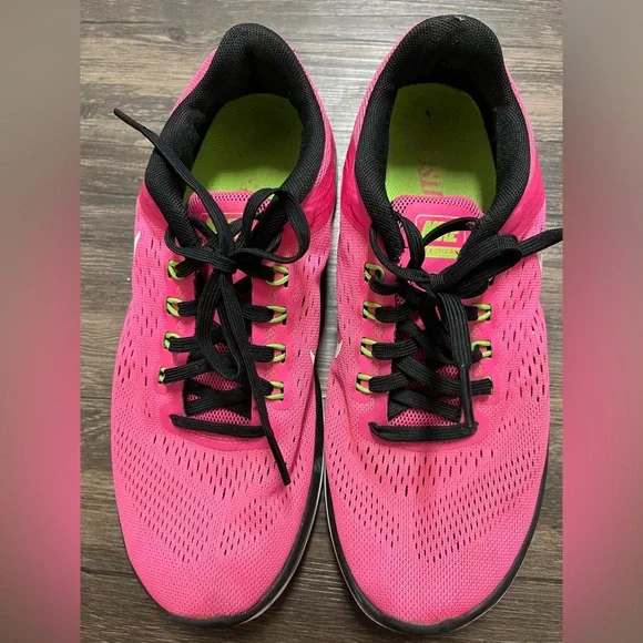 Nike Flex Women's Pink Running Shoes Size 7 - Picture 3 of 9